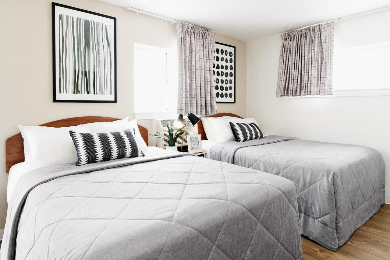 Intown Suites Extended Stay West Palm Beach Fl - Military Trail Rd Lake Park Eksteriør bilde