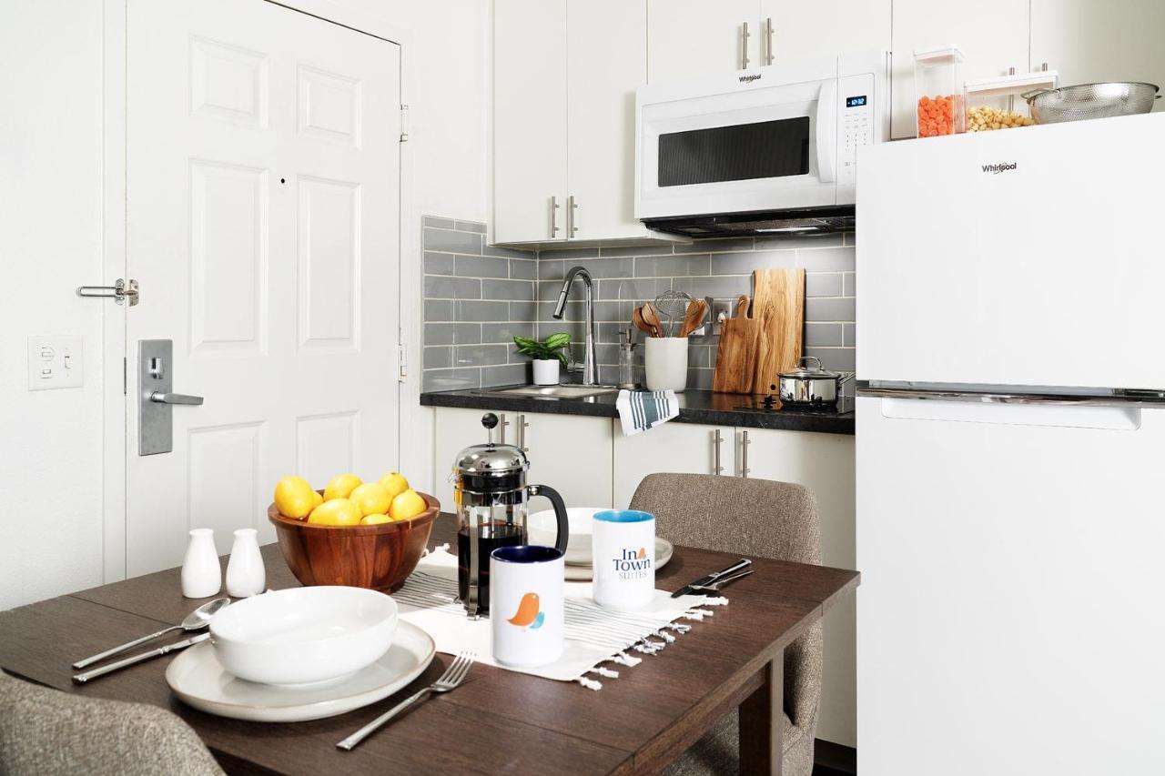 Intown Suites Extended Stay West Palm Beach Fl - Military Trail Rd Lake Park Eksteriør bilde
