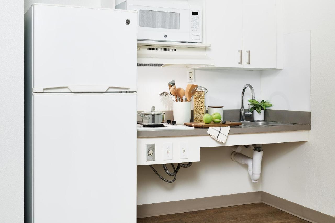 Intown Suites Extended Stay West Palm Beach Fl - Military Trail Rd Lake Park Eksteriør bilde